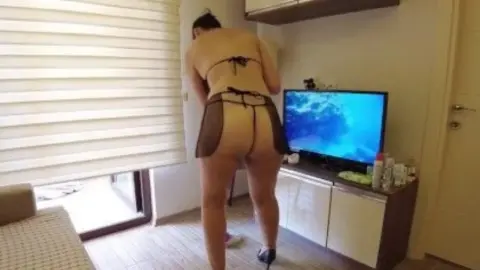 Sipariş Verdiği Oyuncakla Beraber İkisini Bir Aldı