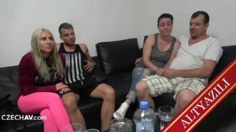 Tezgaha Gelen Sporcu Kadını Ortaya Alıp Nefes Aldırmadan Siktiler